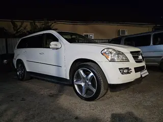 Mercedes-Benz GL 500