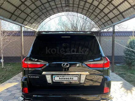 Lexus LX 570 2016 года за 40 000 000 тг. в Шымкент – фото 2