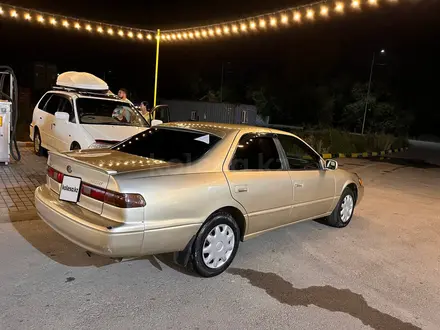 Toyota Camry 1997 года за 2 300 000 тг. в Алматы – фото 4