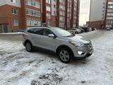 Hyundai Santa Fe 2015 года за 7 200 000 тг. в Уральск – фото 2