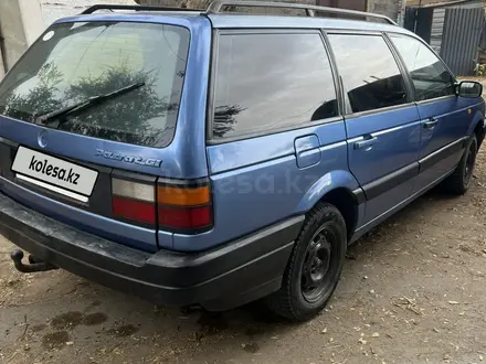 Volkswagen Passat 1994 года за 1 000 000 тг. в Уральск – фото 2