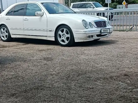 Mercedes-Benz E 320 2001 года за 5 000 000 тг. в Алматы – фото 10