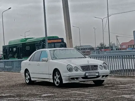 Mercedes-Benz E 320 2001 года за 5 000 000 тг. в Алматы – фото 7