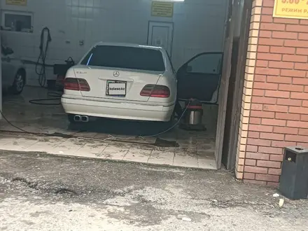 Mercedes-Benz E 320 2001 года за 5 000 000 тг. в Алматы – фото 8