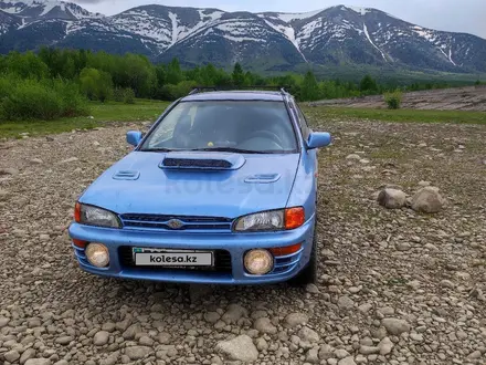 Subaru Impreza 1993 года за 2 500 000 тг. в Риддер – фото 3