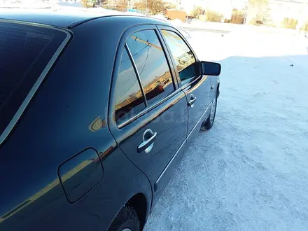 Mercedes-Benz E 200 1996 года за 2 600 000 тг. в Кокшетау – фото 4