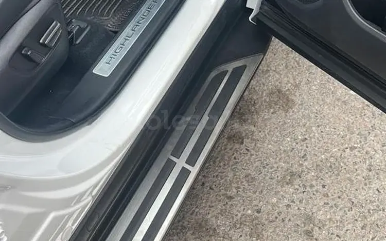 Подножки Toyota Highlander 2019-2024 за 60 000 тг. в Астана