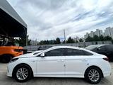 Hyundai Sonata 2021 года за 10 200 000 тг. в Усть-Каменогорск – фото 2