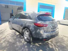 Infiniti FX35, 2008