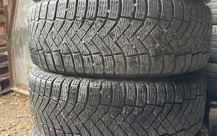 215/60/17 Pirelli ice zero зимний комплект за 50 000 тг. в Алматы
