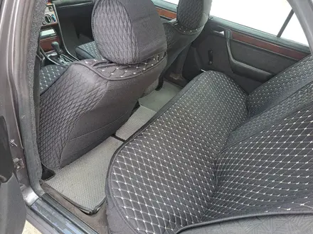 Mercedes-Benz E 280 1995 года за 2 100 000 тг. в Тараз – фото 14