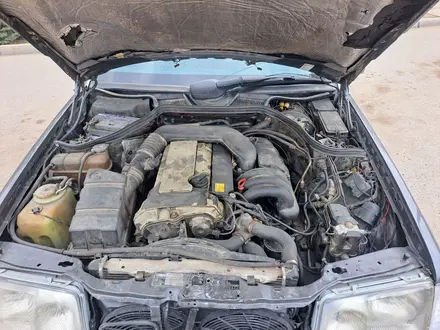 Mercedes-Benz E 280 1995 года за 2 100 000 тг. в Тараз – фото 16
