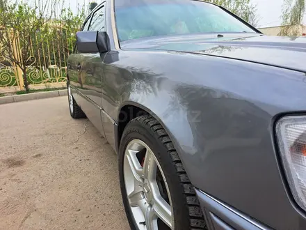 Mercedes-Benz E 280 1995 года за 2 100 000 тг. в Тараз – фото 7
