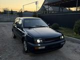Volkswagen Golf 1994 года за 1 150 000 тг. в Алматы – фото 2