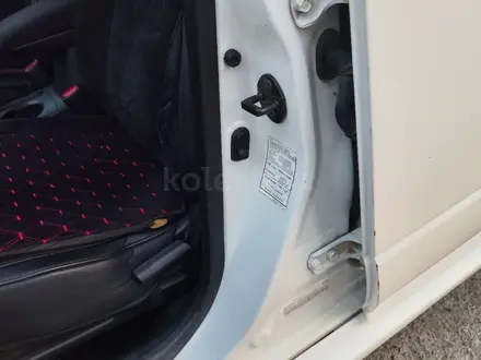 Mitsubishi Outlander 2003 года за 3 500 000 тг. в Алматы – фото 12
