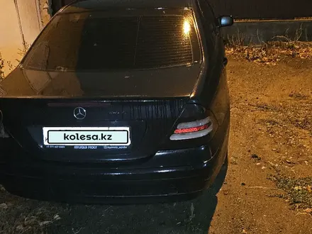 Mercedes-Benz C 180 2002 года за 1 300 000 тг. в Хромтау – фото 3