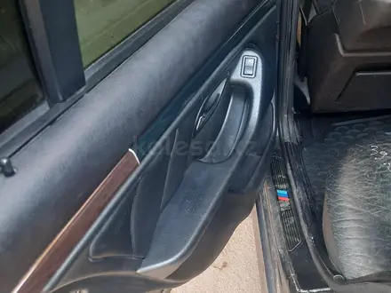 BMW 528 2000 года за 4 000 000 тг. в Алматы – фото 14