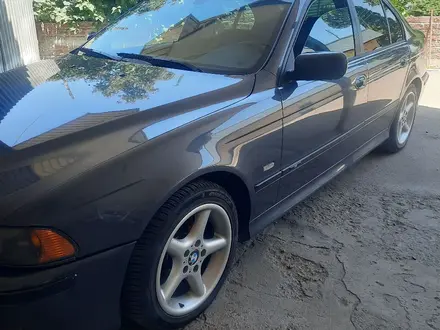 BMW 528 2000 года за 4 000 000 тг. в Алматы