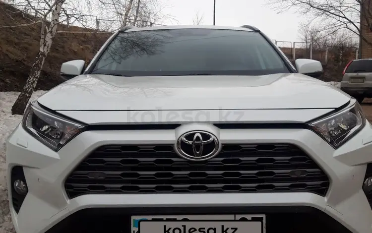 Toyota RAV4 2021 года за 16 500 000 тг. в Кокшетау