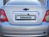 Chevrolet Aveo 2014 года за 2 000 000 тг. в Атырау – фото 4