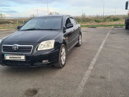 Toyota Avensis 2004 года за 3 500 000 тг. в Астана – фото 2