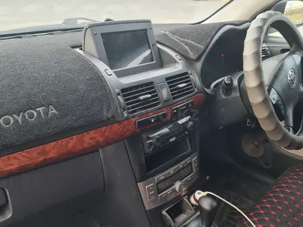 Toyota Avensis 2004 года за 3 500 000 тг. в Астана – фото 6