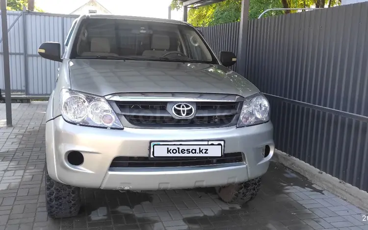 Toyota Fortuner 2005 года за 9 000 000 тг. в Алматы