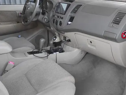 Toyota Fortuner 2005 года за 9 000 000 тг. в Алматы – фото 4