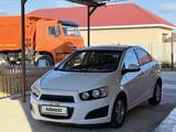 Chevrolet Aveo 2015 годаүшін3 000 000 тг. в Атырау