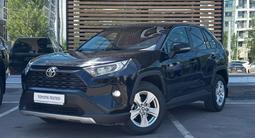 Toyota RAV4 Prestige 2021 года за 11 650 000 тг. в Астана