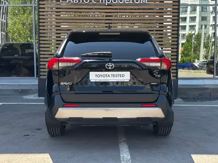 Toyota RAV4 Prestige 2021 года за 11 650 000 тг. в Астана – фото 4
