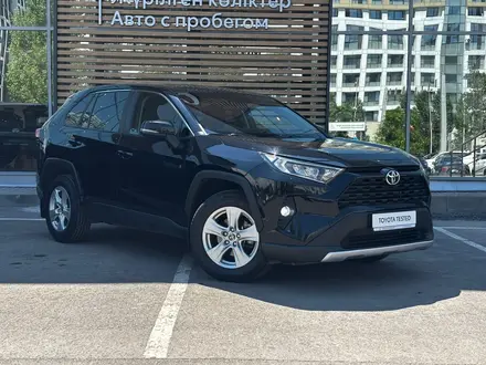 Toyota RAV4 Prestige 2021 года за 11 650 000 тг. в Астана – фото 19