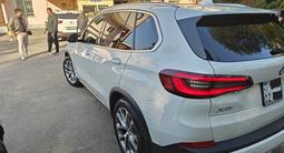 BMW X5 2022 года за 54 000 000 тг. в Алматы – фото 4