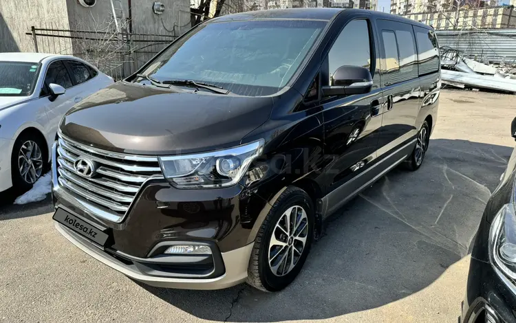 Hyundai Starex 2018 годаүшін14 900 000 тг. в Алматы