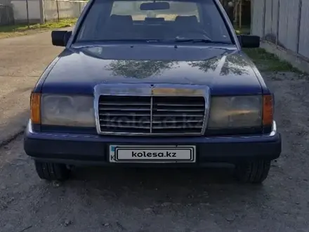 Mercedes-Benz E 230 1991 года за 400 000 тг. в Тараз