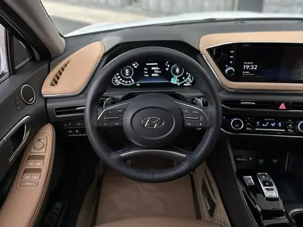 Hyundai Sonata 2021 года за 12 000 000 тг. в Шымкент – фото 13