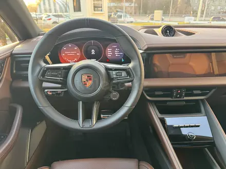 Porsche Macan 2025 года за 67 000 000 тг. в Алматы – фото 23