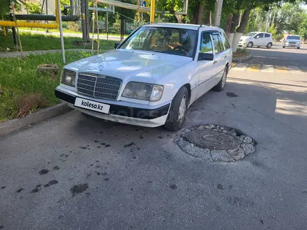 Mercedes-Benz E 220 1994 годаүшін1 500 000 тг. в Шымкент