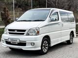 Toyota HiAce Regius 1999 годаүшін5 700 000 тг. в Алматы