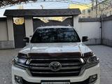 Toyota Land Cruiser 2018 годаүшін37 000 000 тг. в Шымкент – фото 2