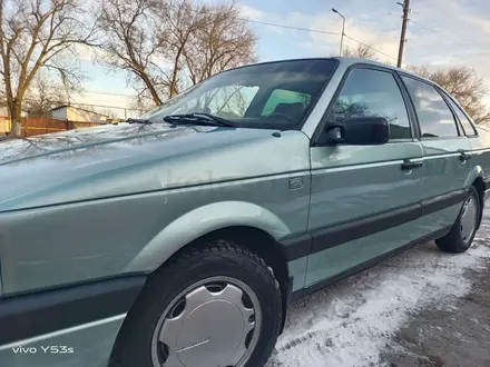 Volkswagen Passat 1988 года за 1 600 000 тг. в Шу – фото 2