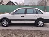 Volkswagen Passat 1991 годаfor750 000 тг. в Тараз