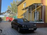 Mercedes-Benz E 320 1998 годаfor2 600 000 тг. в Жаркент