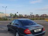 Mercedes-Benz E 320 2002 годаүшін4 300 000 тг. в Караганда – фото 4