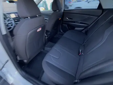 Hyundai Elantra 2022 года за 6 550 000 тг. в Караганда – фото 9