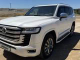 Toyota Land Cruiser 2023 года за 53 900 000 тг. в Актау – фото 2