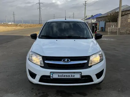 ВАЗ (Lada) Granta 2190 2015 года за 2 600 000 тг. в Актау