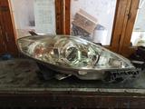 Фары ксенон Mazda 5 за 55 000 тг. в Караганда