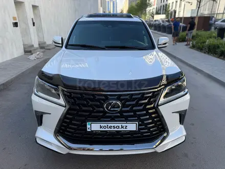 Lexus LX 570 2020 года за 53 500 000 тг. в Астана