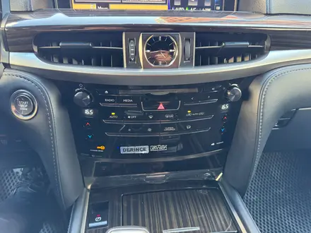Lexus LX 570 2020 года за 53 500 000 тг. в Астана – фото 38